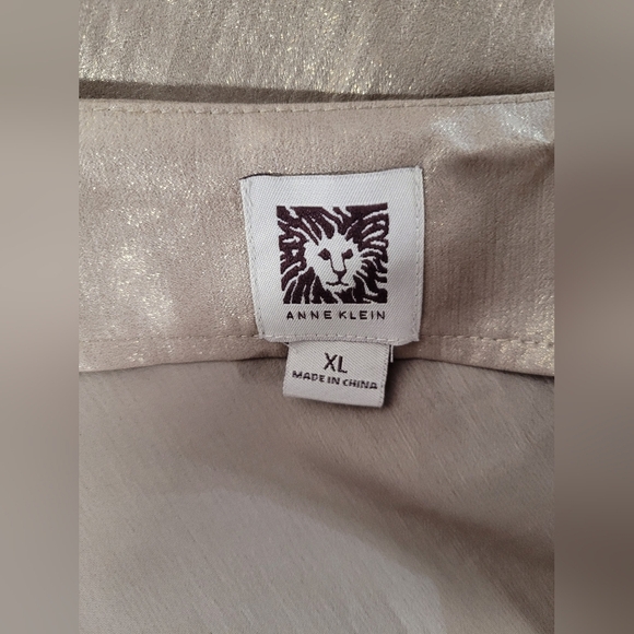 Anne Klein Gold Metallic Top Blouse Long Sleeve XL Excellent Condition - Picture 5 of 6